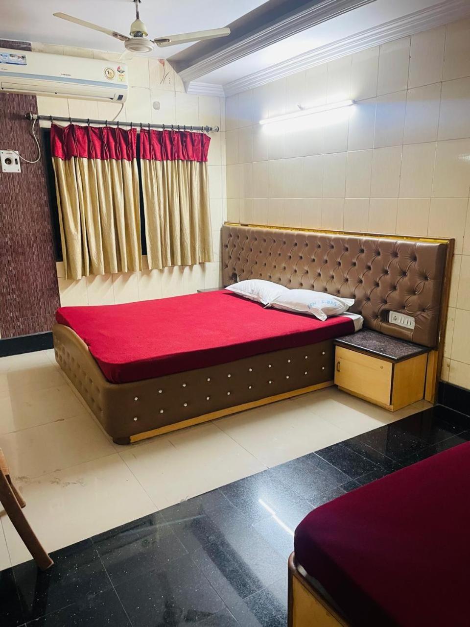 Sai Samrat Hotel Shirdi Εξωτερικό φωτογραφία